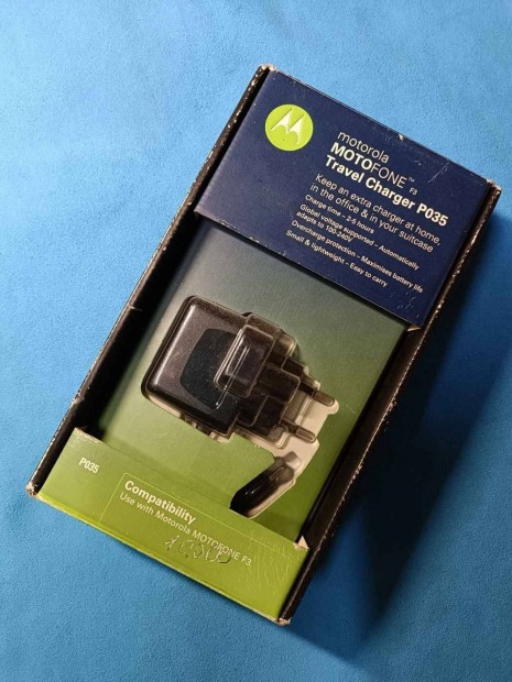 Motorola Motofone Travel charger P035