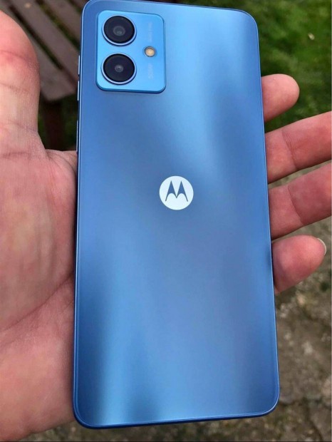 Motorola g14 2024