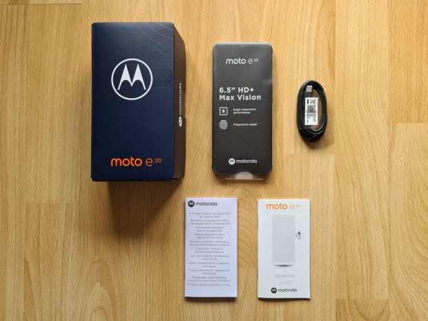 Motorola moto e20 szrke mobiltelefon gyri krtyafggetlen