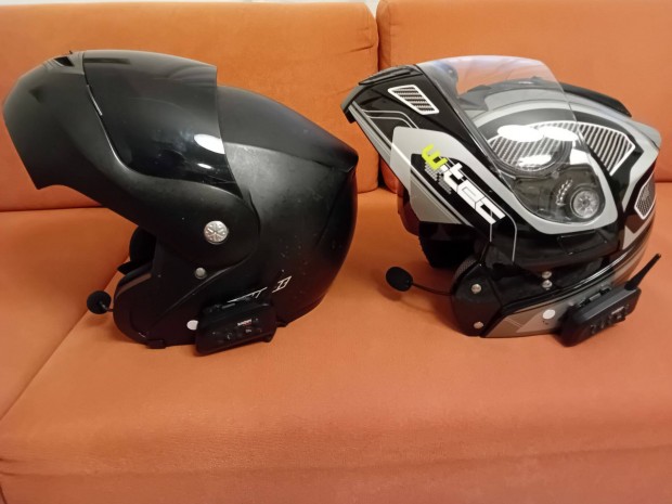 Motoros Sisak 2db, sisakbesz�l�vel egy�tt