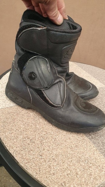 Motoros bokacsizma 39 méret