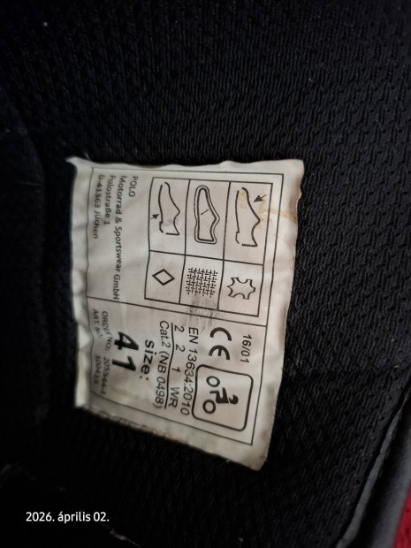 Motoros b�r csizma