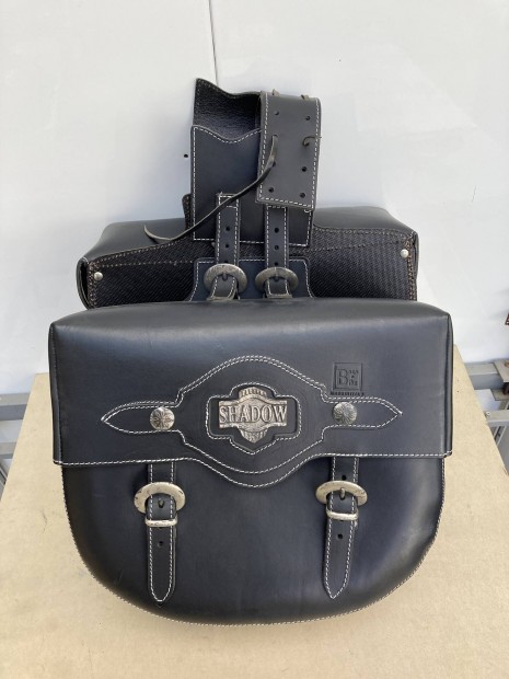 Motoros b�rt�ska Shadow �s Puch Maxi �l�s