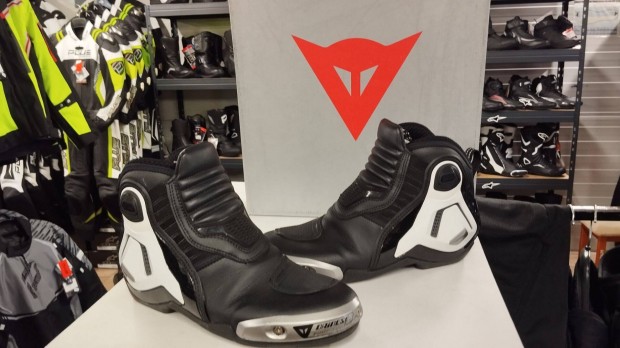 Motoros cip / Dainese/- 40-es mret