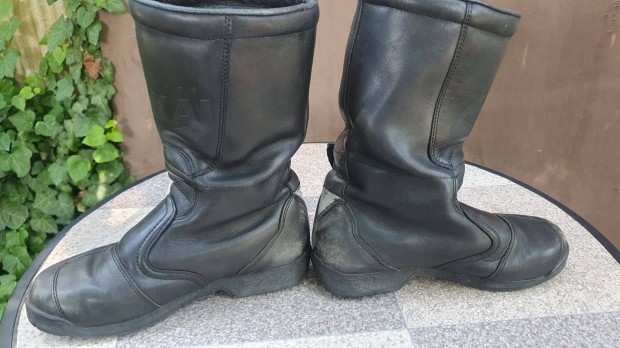 Motoros csizma 36 méret