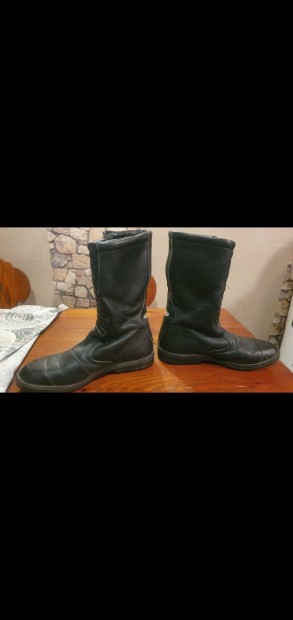 Motoros csizma 40 méret