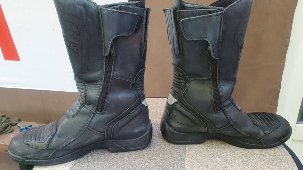 Motoros csizma 46 mret
