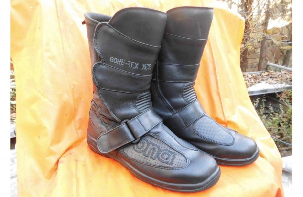 Motoros csizma Daytona fekete br 42-es elad,