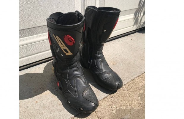 Motoros csizma Sidi 42-es