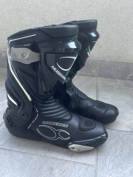 Motoros csizma - 42