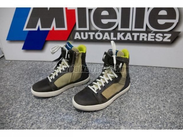 Motoros csizma - bmw egyb