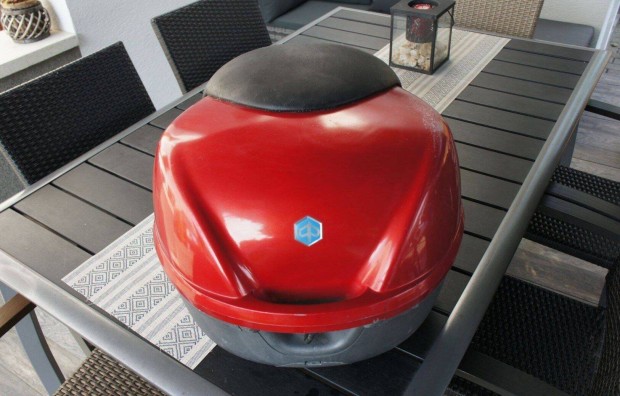 Motoros doboz Piaggio Beverly 200 500 túradoboz sisaktartó