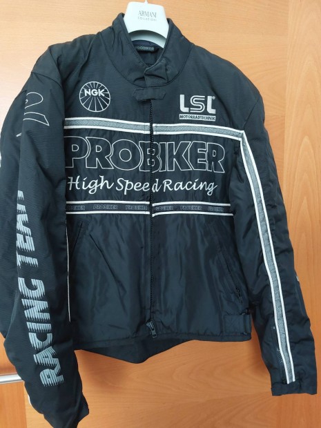 Motoros dzseki + nadr�g elad�