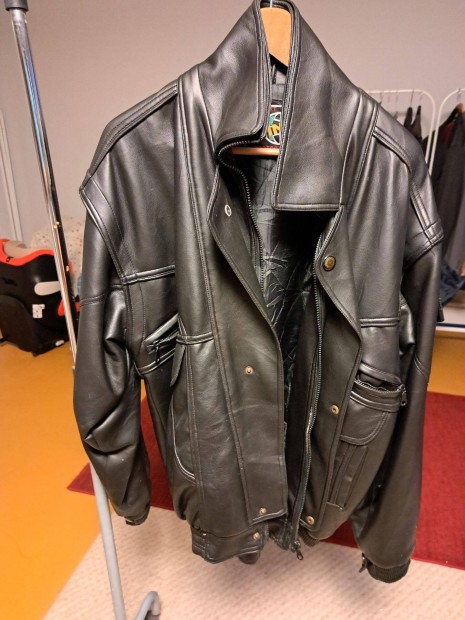 Motoros dzseki valódi bőr 6 zsebes, Xxxl méret, 2XL nek is kényelmes