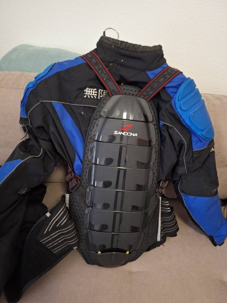Motoros felszerels 