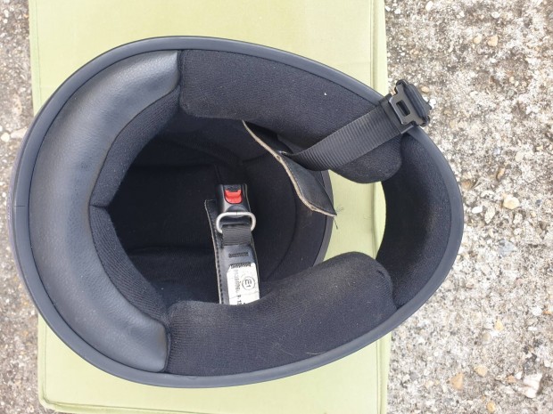 Motoros sisak M es m�ret� 