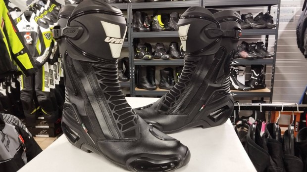 Motoros sport csizma /Vanucci RV6 Performance / 44-es mret