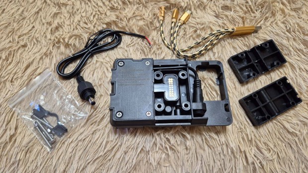 Motoros telefon vagy navigci tart BMW R1200GS R1250GS