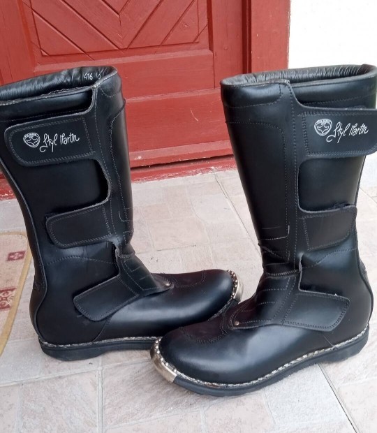 Motoros túra csizma  46-47