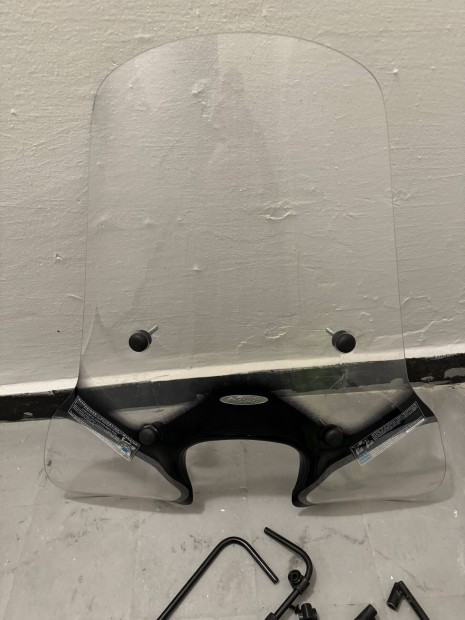 Motorplexi elad� haszn�lt sz�p �llapot�.