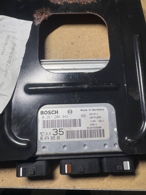 Motorvezerl Bosch ME7.4.4 9647480580 1.6 16v NFU