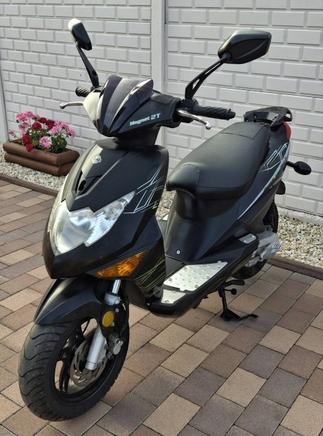 Motowell Magnet 50 Megkímélt 7400km