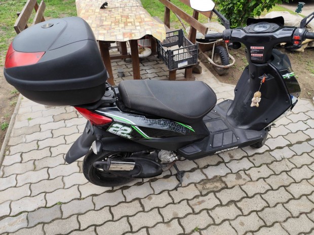 Motowell Magnet RS