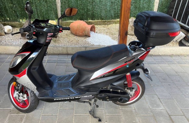 Motowell Magnet Sport megkímélt állapotban 1500km!
