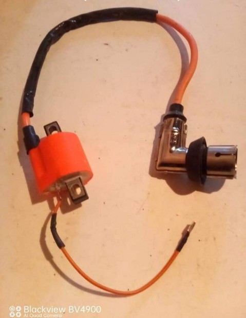 Motowell traf� pipa gyertyak�bel szett