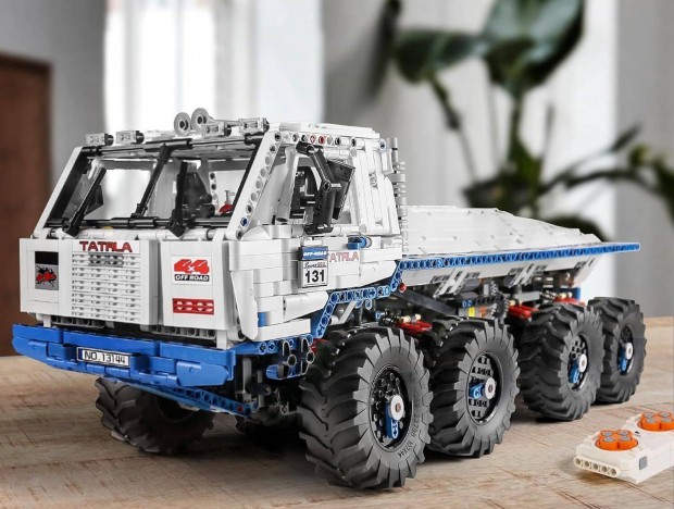 Mould King Tatra 813 Off-Road Teheraut