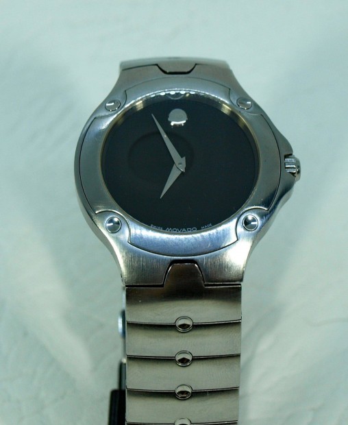 Movado Sports Edition elad