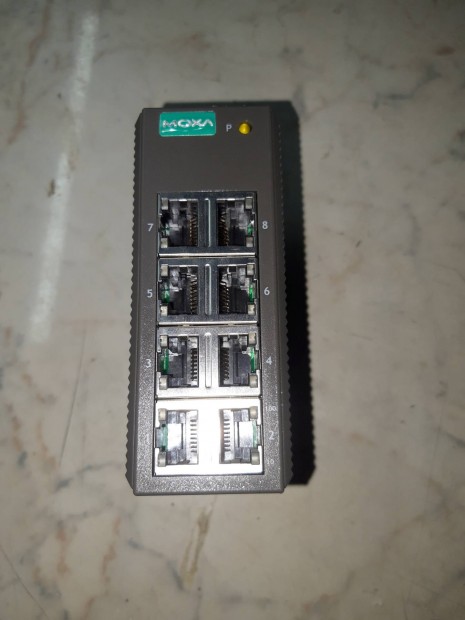 Moxa EDS-208 ipari switch 