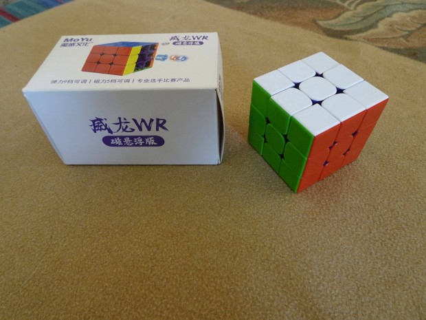 Moyu Weilong WR Maglev Rubik kocka
