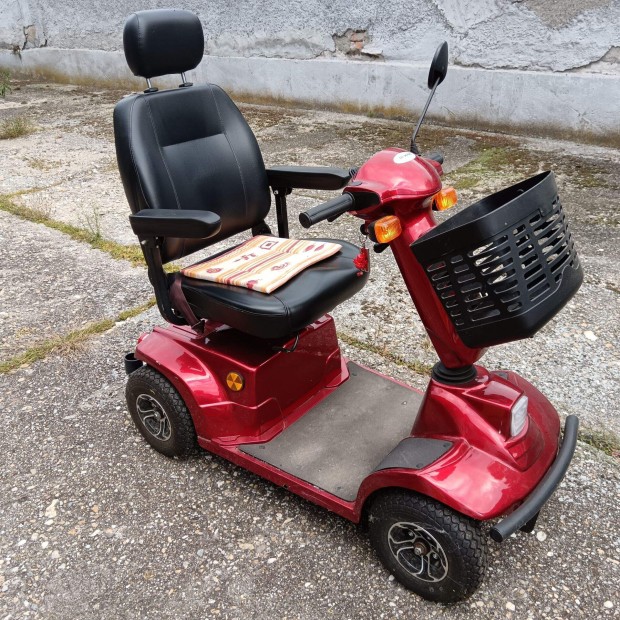 Mozgssrlt elektromos moped