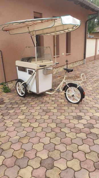 Mozg Street Food tricikli