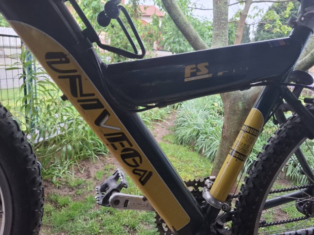 Mtb 26 " jó állapotban tartóval