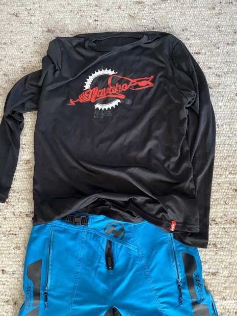 Mtb és crossmotor ruha