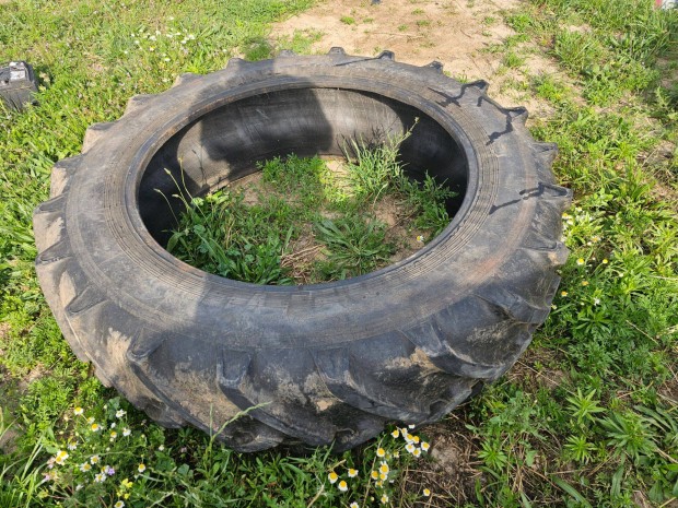 Mtz 15.5×38 hátso gumi gumiköppeny kerék