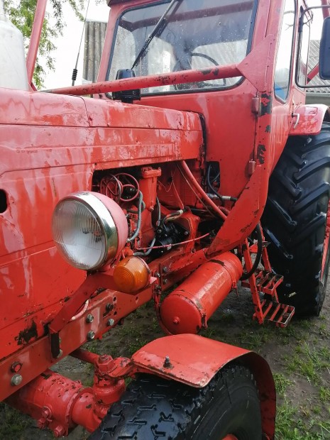 Mtz 50 traktor friss mszakival 