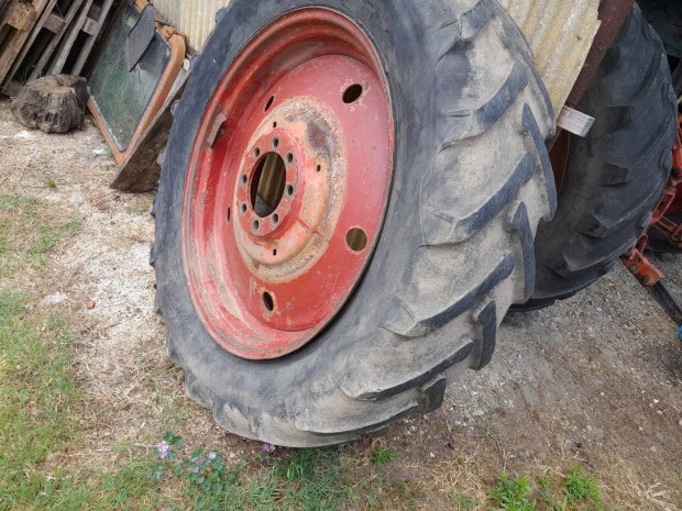 Mtz 550/50 gyári orosz hátsófelni eladó Zala megye