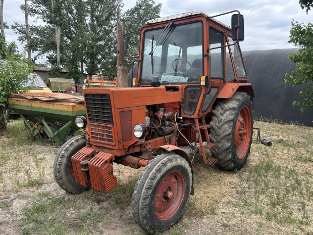 Mtz 550 E Mtz 80 as motorral Piros rendszmos