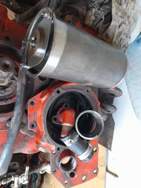 Mtz 80/82/820 pap�rbet�tes sz�r� hidraulik�hoz elad�