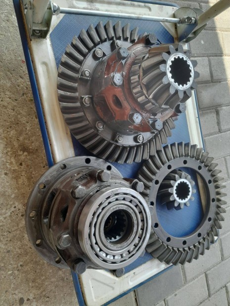 Mtz 80-82-820as hátsó difi alkatrész eladó Zala megye
