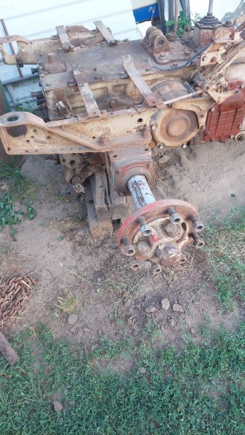 Mtz 80-82 komplett hátsó rész eladó