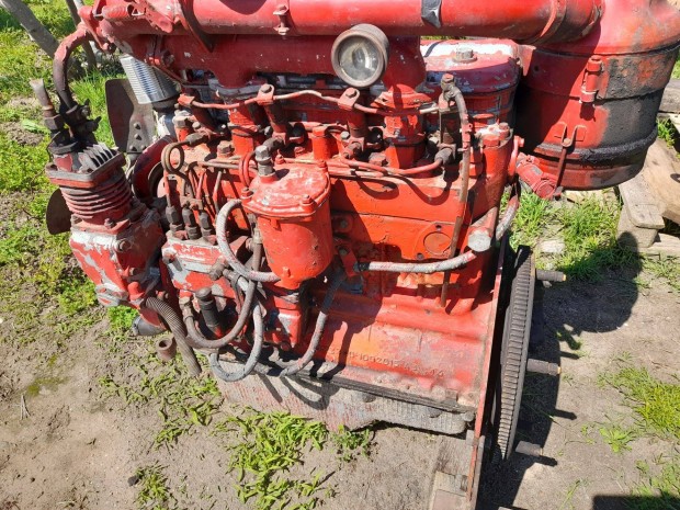 Mtz 80/82es motor munkára fogható állapotban eladó Zala megye