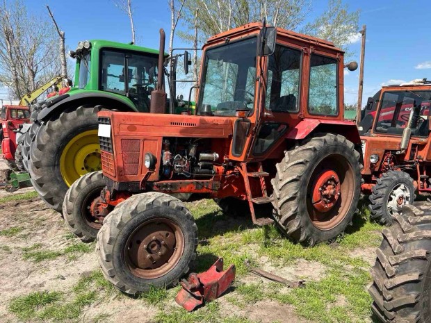 Mtz 80 Mtz 82 es híddal Piros rendszámos