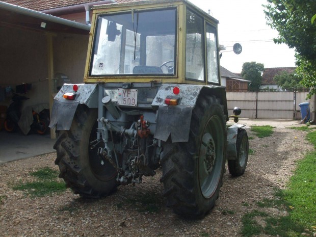 Mtz-80 -tk bulgr papiros mszakival