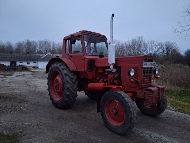 Mtz 80 friss mszakival