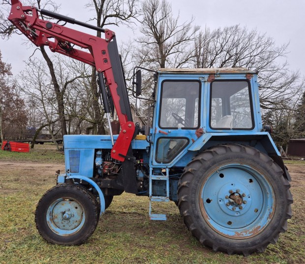 Mtz 80 traktor j homlokrakod 