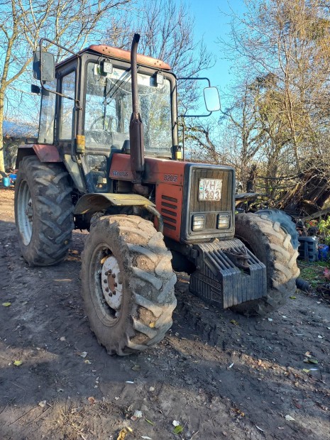 Mtz 820.2  egyben vagy bontva.